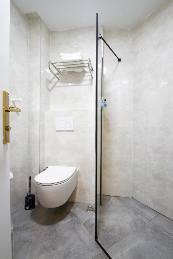 Turna Hotel Istanbul Ngoại thất bức ảnh